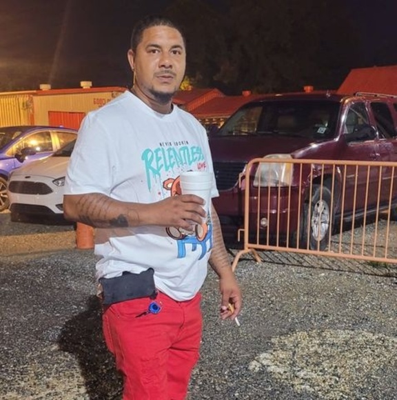 Profile Picture of James Dugar (@jamesdugar) on Poshmark