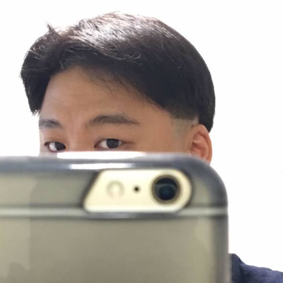 Profile Picture of Lawrence Fung (@csfung) on Poshmark