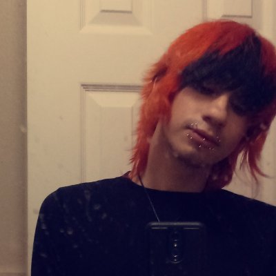 Profile Picture of Christopher Inocencio (@Christo11996910) on Twitter