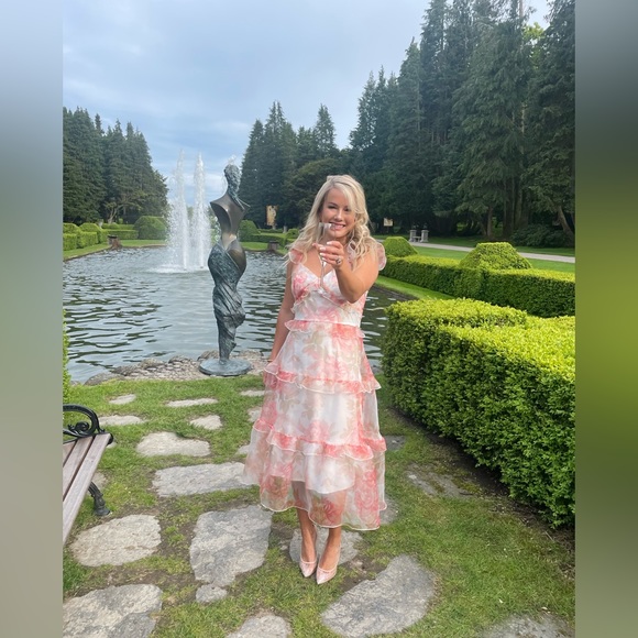 Profile Picture of J Pilut (@jpilut21) on Poshmark