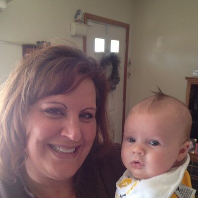 Profile Picture of Laura Reese (@laureese0127) on Twitter