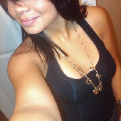 Profile Picture of Amanda Calderon (@MandyLove18) on Twitter