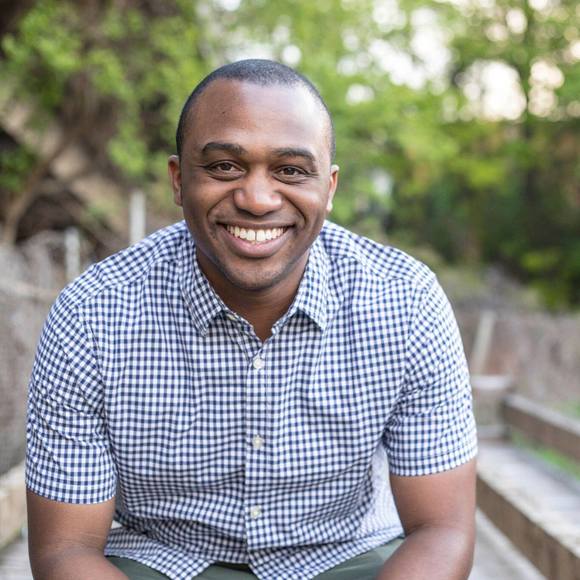 Profile Picture of Bryan Collier (@bryancollier) on Poshmark