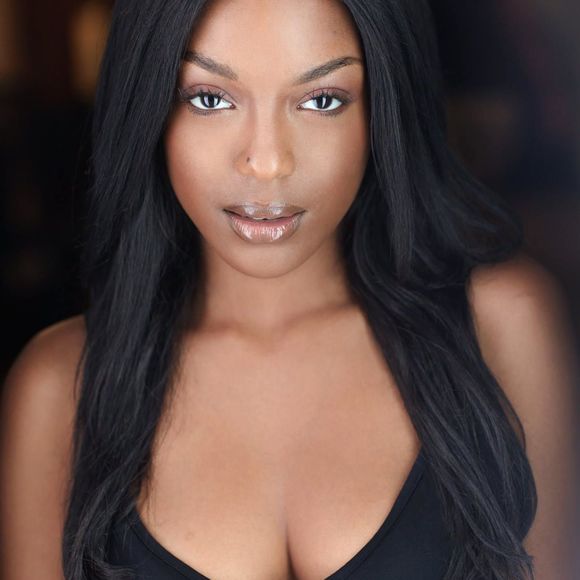 Profile Picture of Dazi Williams (@daziwilliams) on Poshmark