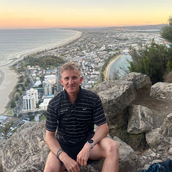 Profile Picture of Peter (@plad_1) on Tiktok