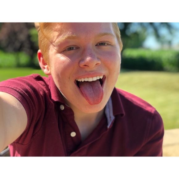 Profile Picture of Andrew Russo (@andrewrussso) on Poshmark