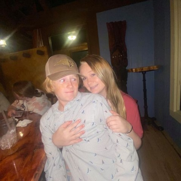 Profile Picture of Abigale Daughtridge (@its_abbyyy2) on Poshmark