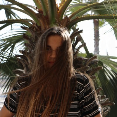 Profile Picture of Chloe Scheer (@chloe_scheer2) on Twitter