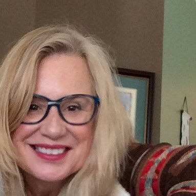 Profile Picture of Janet Meredith Lease (@52sissey) on Twitter