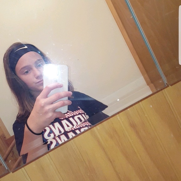 Madison Kovacic - Poshmark Profile Picture of Madison Kovacic (@madisonkovacic) on Poshmark