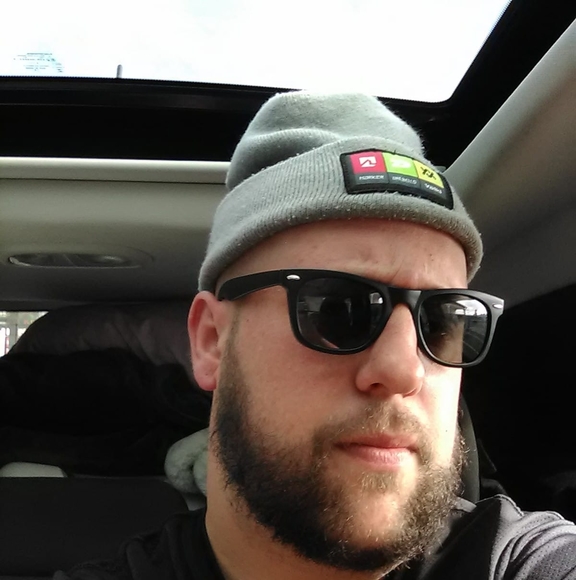 Profile Picture of Benjamin Hackney (@benjaminhackney) on Poshmark