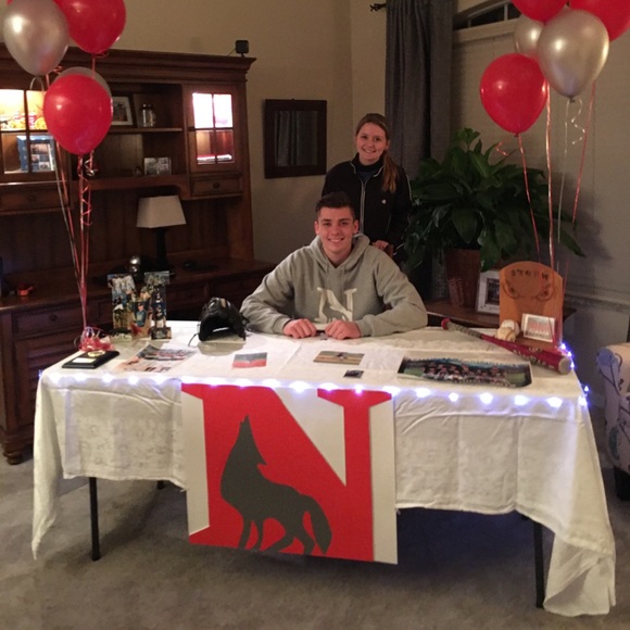 Profile Picture of Adam Bingham (@adambingham20) on Poshmark