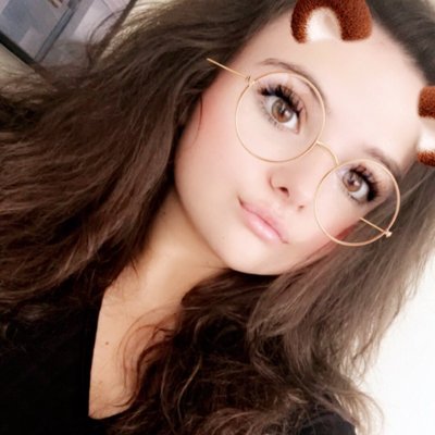 Profile Picture of Kelly ❤️ (@KellyHawkes1) on Twitter