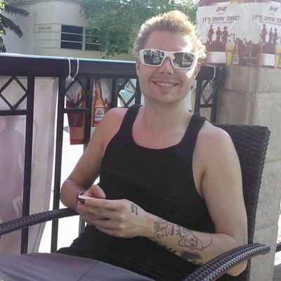 Profile Picture of Aaron PoPpY (@aaronpoppy13) on Twitter