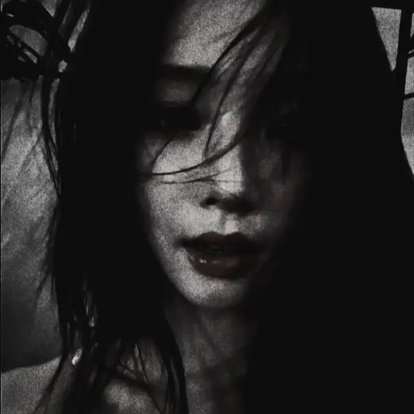 Profile Picture of Christopher Goodly (@slimeyyyladude) on Poshmark