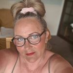 Profile Picture of Debbie Alexander (@debbie_alex1971) on Instagram