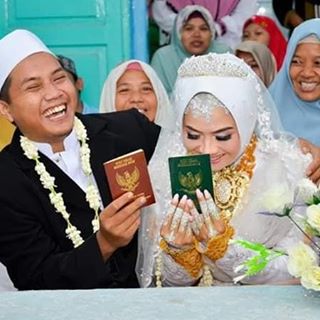 Profile Picture of Amelia Rizki (@amel.kiky) on Facebook