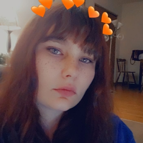 Profile Picture of Aleigha Lucansky (@somehippie2201) on Poshmark