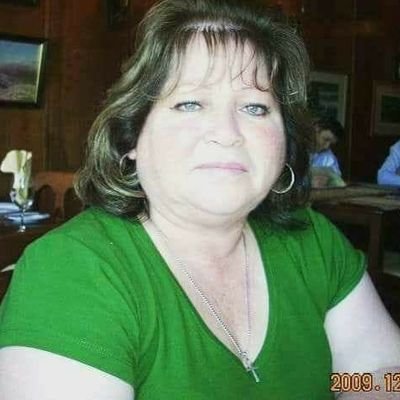 Profile Picture of Yolanda Ines Rivera (@yolihenri) on Twitter