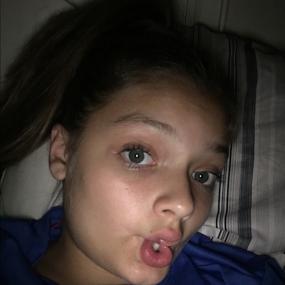 Profile Picture of Joanne Kowalec (@myabeaulieu0106) on Poshmark