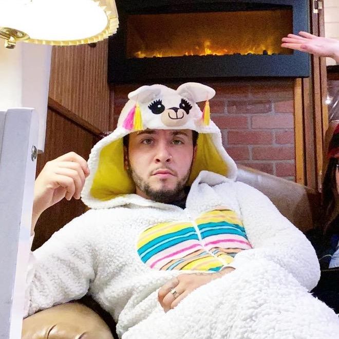 Profile Picture of Andrew Milan (@thisisandrewmilan) on Tiktok