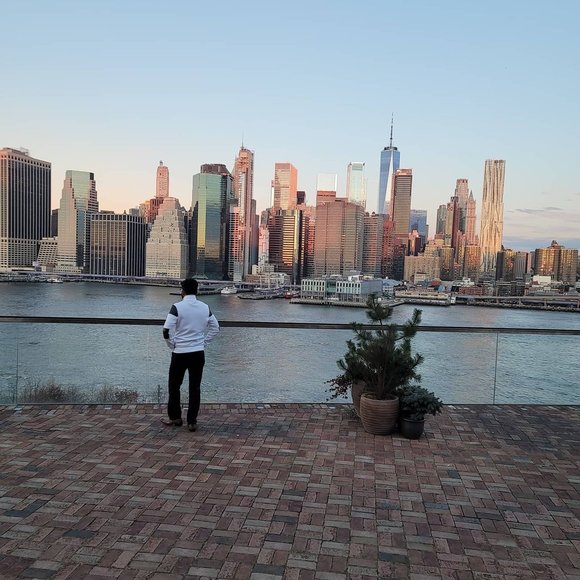 Profile Picture of Sami Ullah (@sami3371235) on Poshmark