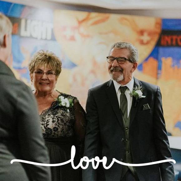 Profile Picture of Paulette Oster (@sugar4us4) on Poshmark