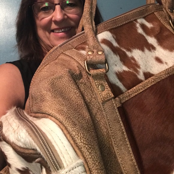 Profile Picture of Janet Kaiser (@janetk57luvin) on Poshmark