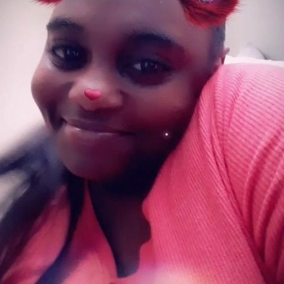 Profile Picture of Blacc Phoenixx (@blaccphoenixx) on Poshmark