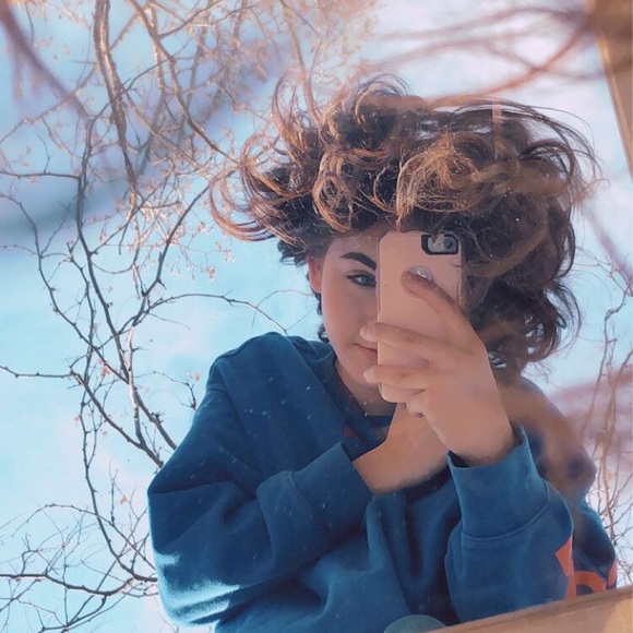 Profile Picture of Riley Gilligan (@riley_gilligan) on Poshmark