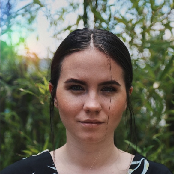 Profile Picture of Michaela Ball (@mraeball) on Poshmark