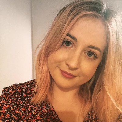 Profile Picture of Kim (@k__whitley) on Twitter