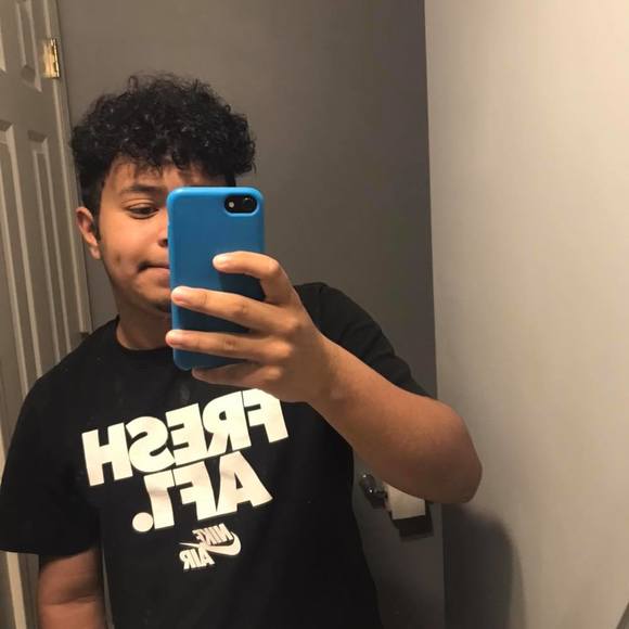 Profile Picture of Bryan Fuentes (@bryanfuentesca) on Poshmark