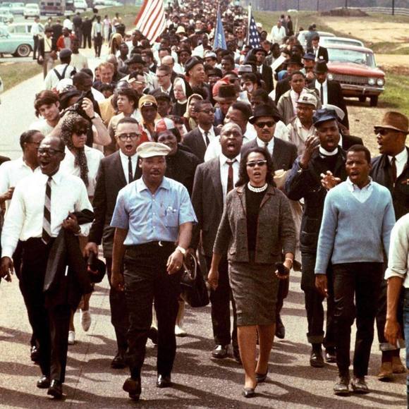 Tracee Davis - Poshmark Profile Picture of Tracee Davis (@traysday) on Poshmark