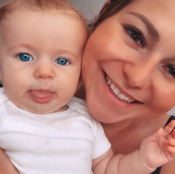 Profile Picture of Rene Hancock (@reneallyson) on Poshmark