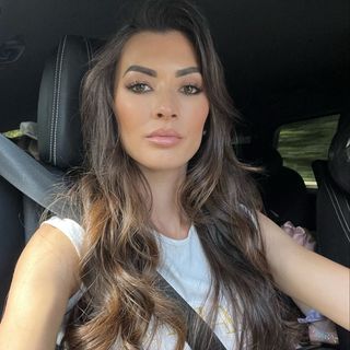 Profile Picture of ᴠᴀɴᴇssᴀ ʟᴀғғᴇʀᴛʏ (@vanessalafferty.28) on Instagram
