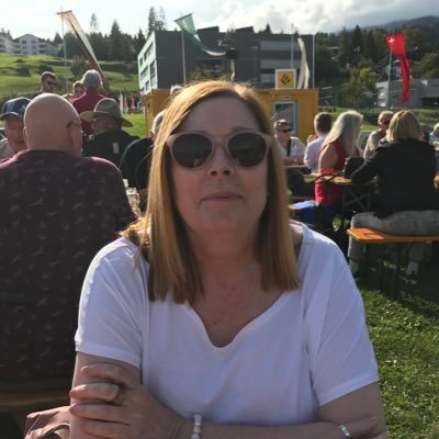 Profile Picture of Lynn Dalgleish (@lynn_dalgleish) on Twitter