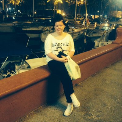 Profile Picture of Stephanie Dunne (@StephanieDunne1) on Twitter