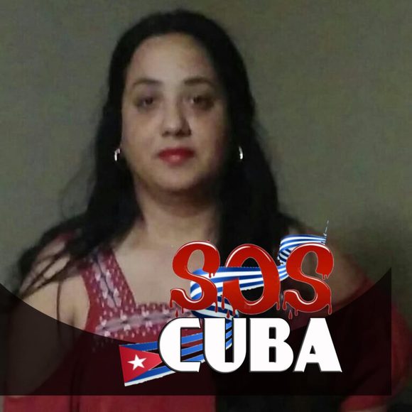 Profile Picture of Ramonaperez Ramona (@ramonaperez25) on Poshmark