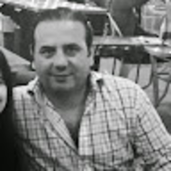 Profile Picture of Carlos Berrio (@cucho31) on Poshmark