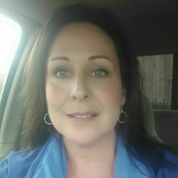 Profile Picture of Brandy Schell (@b1187) on Poshmark