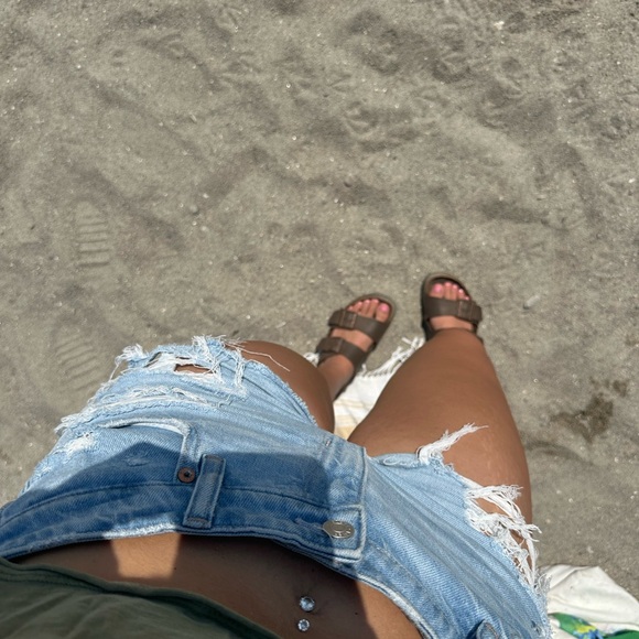 Profile Picture of Emma Czarniecki (@emmaczarniecki) on Poshmark