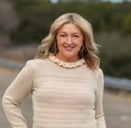 Profile Picture of Amy Waring (Amy Russell Waring) (@amyrussellwaring) on Facebook