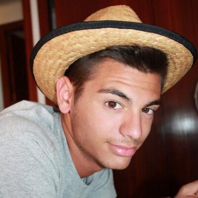 Profile Picture of albert oliva (@AlbertOliva17) on Twitter