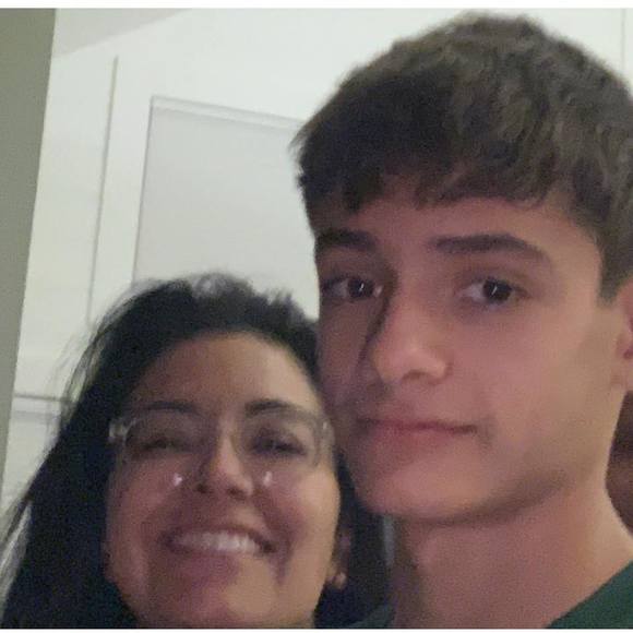 Profile Picture of Gloria Heeringa (@gloriaheeringa) on Poshmark