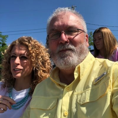 Profile Picture of Doug Weems (@qcweems64) on Twitter