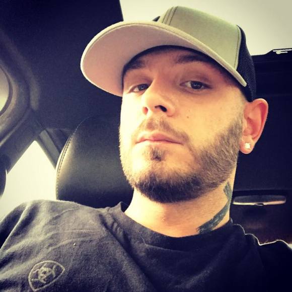 Profile Picture of Thomas Enderby (@thomasenderby) on Poshmark