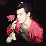 Profile Picture of lindsey! ت (@luxuriousharry) on Instagram