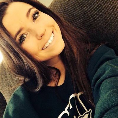 Profile Picture of Hannah Weaks (@lipssosweet390) on Twitter