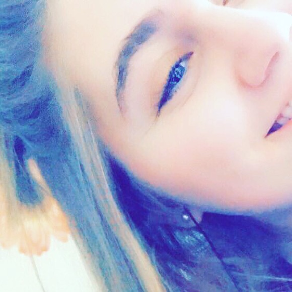 Profile Picture of Taryn Meyers (@tameyers) on Poshmark